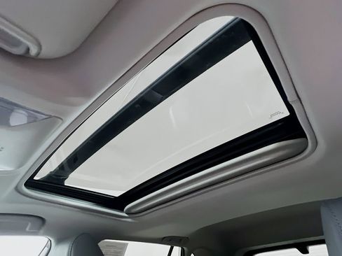 Certified 2019 Toyota RAV4 XLE Premium w/ Advanced Technology Package image 20