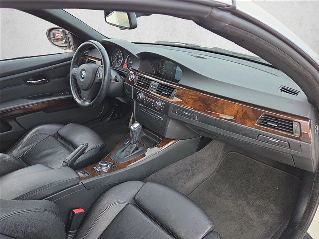 Used 2011 BMW 328i Convertible RWD image 18