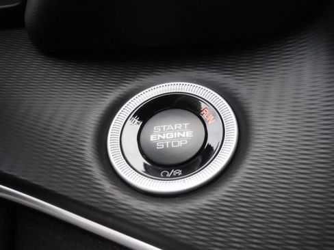 New 2025 Jeep Grand Cherokee L Altitude image 22