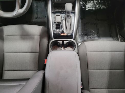 Used 2023 Chevrolet Colorado W/T RWD image 16