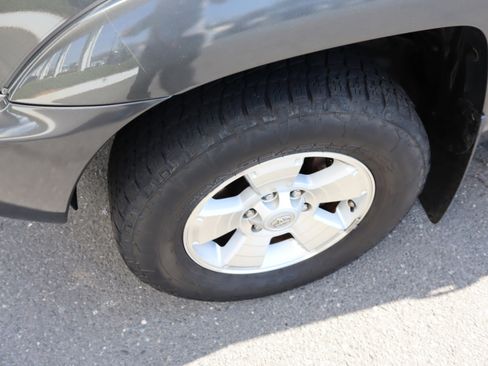 Used 2015 Toyota Tacoma PreRunner w/ TRD Sport Package image 42