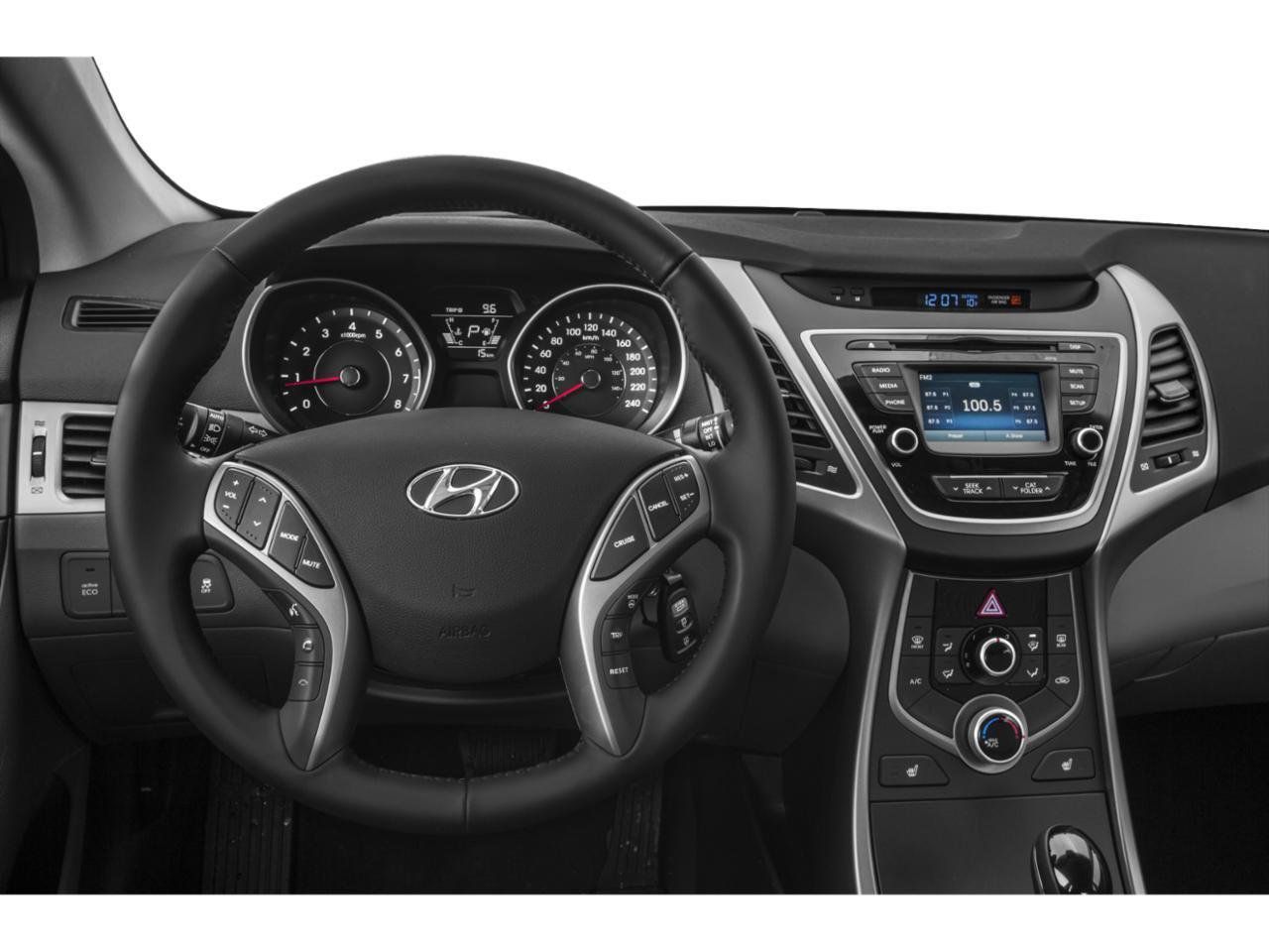 Used 2015 Hyundai Elantra SE w/ Option Group 02 FWD image 2
