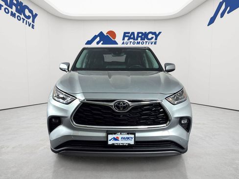 Used 2022 Toyota Highlander Platinum AWD/4WD image 6
