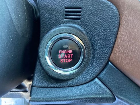 Used 2020 Subaru Outback Touring XT image 31