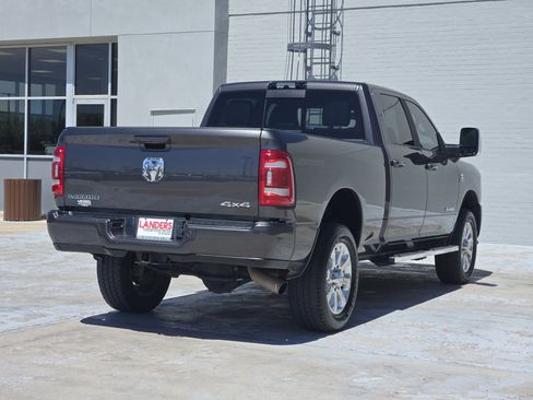 Used 2024 RAM 2500 Laramie w/ Sport Appearance Package image 7