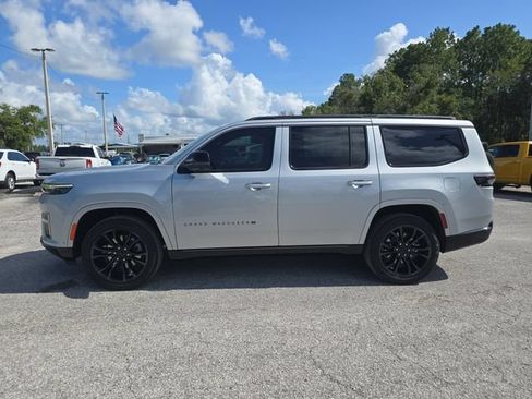 New 2026 Jeep Grand Wagoneer Summit AWD/4WD image 6