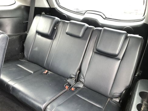 Used 2019 Toyota Highlander Limited image 12