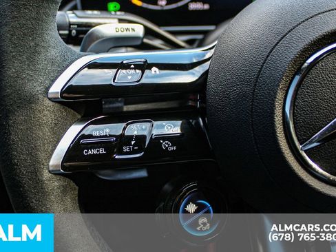 Used 2025 Mercedes-Benz C 36 AMG S image 27