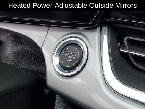 Used 2025 Chevrolet Trax LT w/ LT Convenience Package image 14