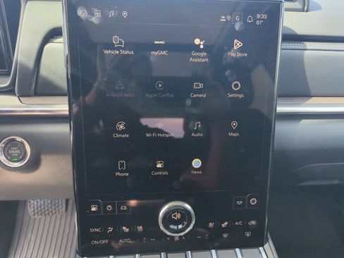 New 2026 GMC Terrain Denali w/ LPO, Black Badging Package AWD/4WD image 19