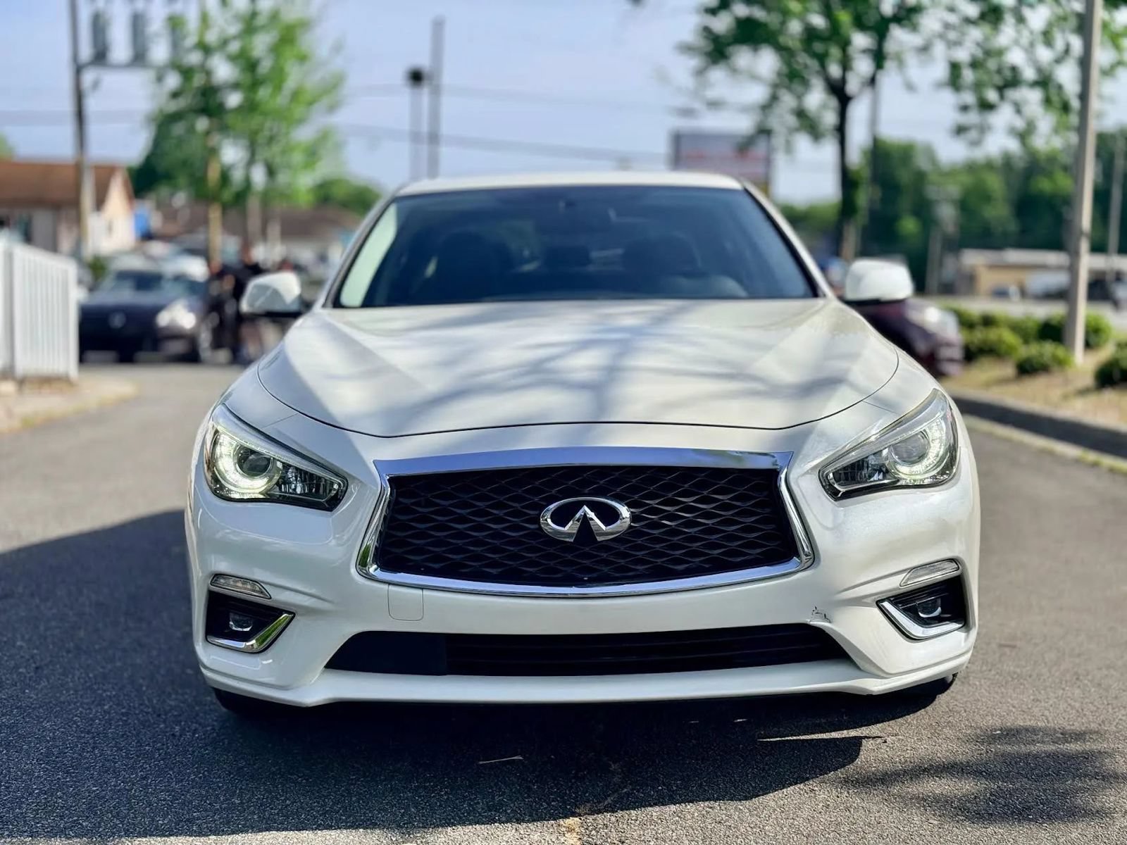 Used 2019 INFINITI Q50 Luxe w/ Cargo Package (L96) RWD image 17