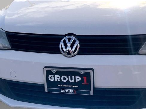 Used 2011 Volkswagen Jetta Sedan FWD image 29