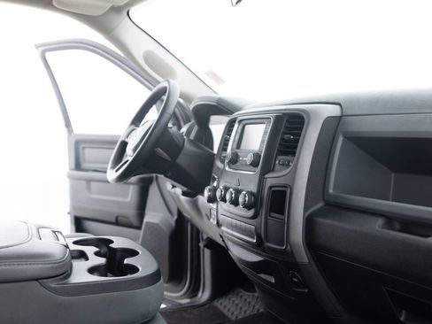 Used 2018 RAM 1500 Express w/ Express Value Package AWD/4WD image 34