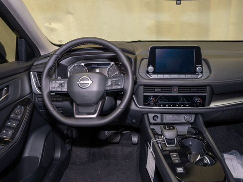 New 2026 Nissan Rogue SV image 8