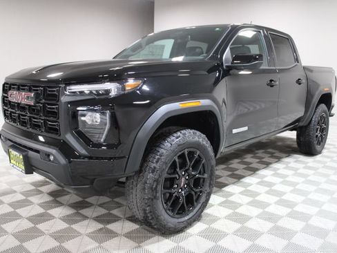 New 2026 GMC Canyon Elevation w/ Convenience Package AWD/4WD image 7
