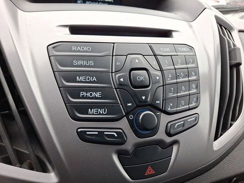 Used 2018 Ford Transit 350 XLT image 19