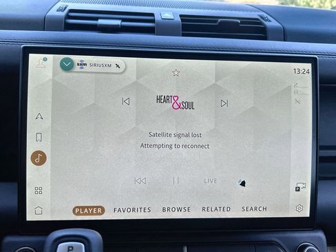 New 2026 Land Rover Defender 110 X-Dynamic SE image 24