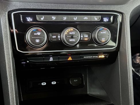 Certified 2023 Volkswagen Atlas Cross Sport SEL AWD/4WD image 16