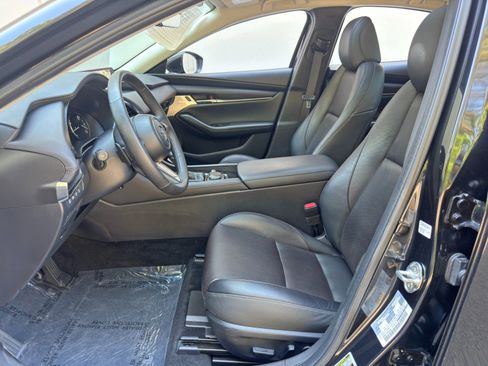 Used 2024 MAZDA MAZDA3 2.5 Turbo Sedan w/Premium Plus image 16