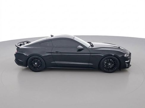 Used 2021 Ford Mustang GT Premium w/ Equipment Group 401A RWD image 4