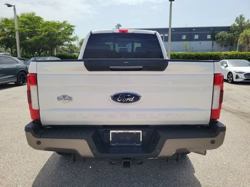Used 2019 Ford F250 King Ranch w/ King Ranch Ultimate Package AWD/4WD image 6