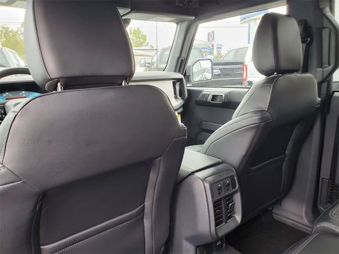 New 2025 Ford Bronco Outer Banks image 32