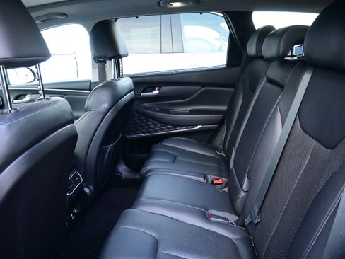 Used 2022 Hyundai Santa Fe Limited image 17