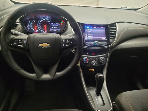 Used 2020 Chevrolet Trax LS w/ Tint and Cruise Package FWD image 22