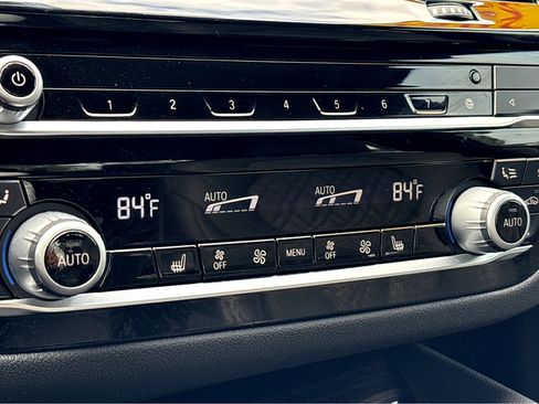 Used 2021 BMW 530i 530i w/ Premium Package image 7