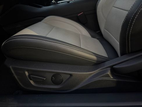 Used 2024 Ford Mustang GT Premium image 10