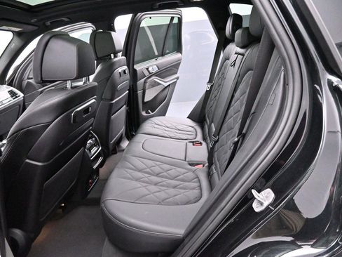Used 2024 BMW X5 xDrive40i AWD/4WD image 32
