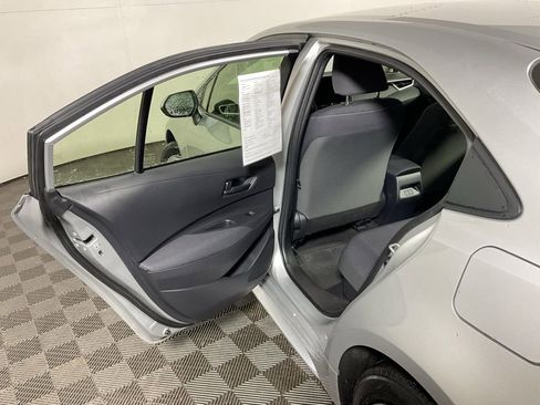 Used 2024 Toyota Corolla LE image 30