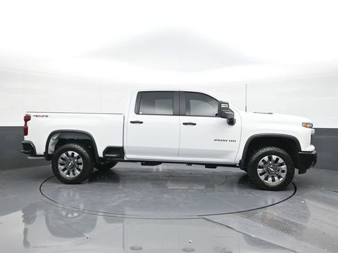 New 2026 Chevrolet Silverado 2500 Custom w/ Custom Value Package image 18