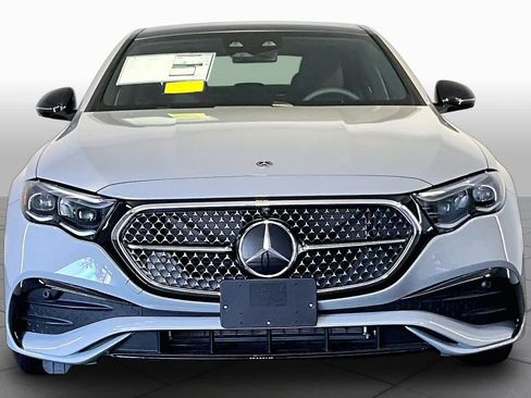 New 2027 Mercedes-Benz E 450 4MATIC Sedan image 2