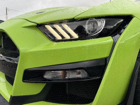 Used 2020 Ford Mustang Shelby GT500 w/ Technology Package image 18