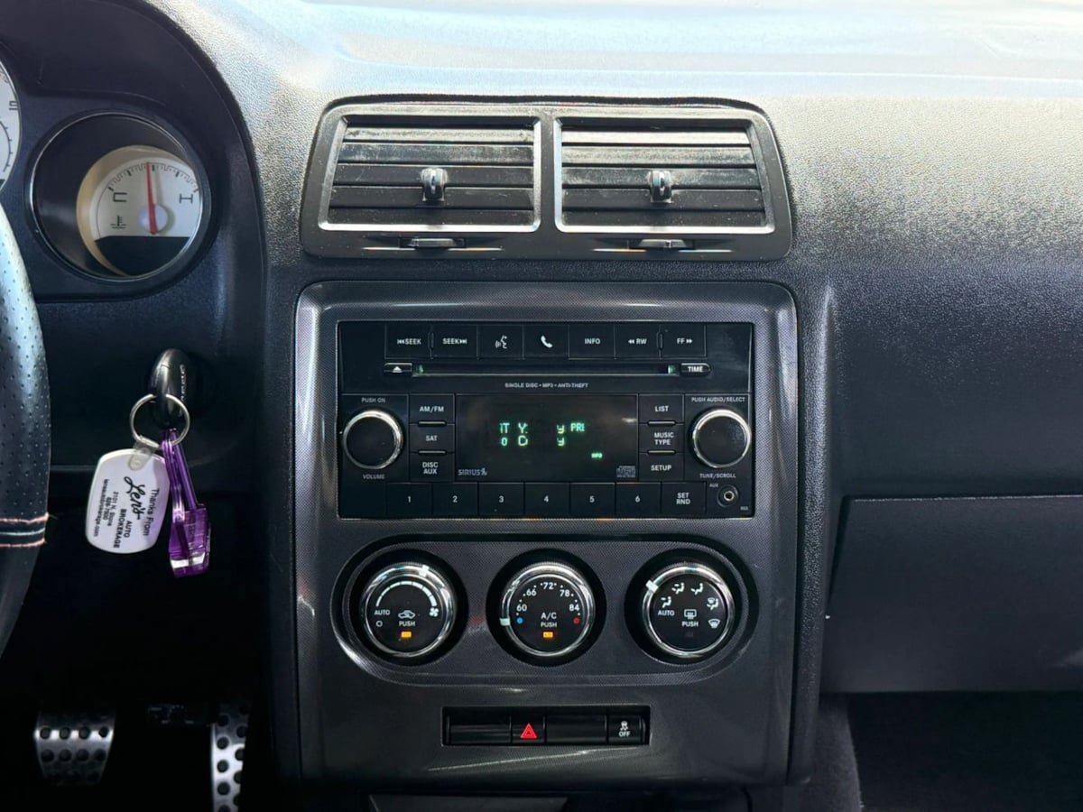 Used 2013 Dodge Challenger R/T RWD image 46