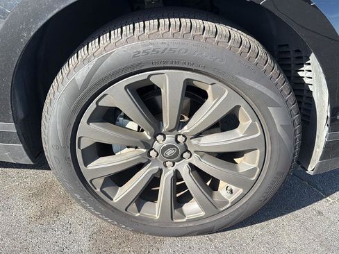 Used 2018 Land Rover Range Rover Velar R-Dynamic SE AWD/4WD image 6