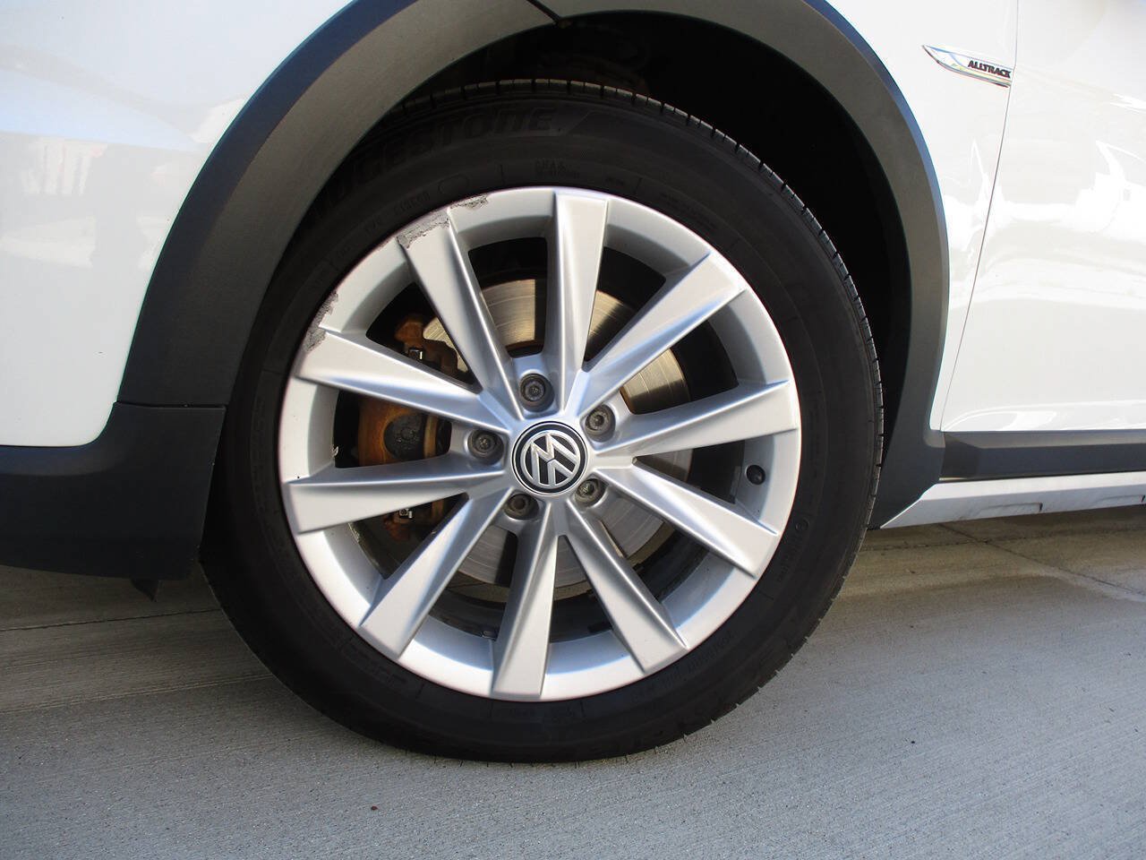 Used 2019 Volkswagen Golf Alltrack S AWD/4WD image 40
