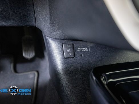 Used 2017 Toyota Prius Prime Premium w/ Carpet Mat Package FWD image 25