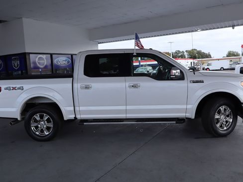 Used 2015 Ford F150 Lariat w/ Equipment Group 502A Luxury image 5