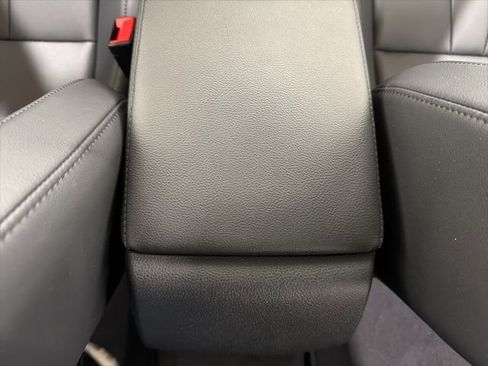 Used 2025 Acura Integra FWD image 41