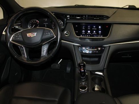 Certified 2022 Cadillac XT5 Premium Luxury image 14