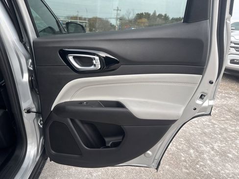 New 2026 Jeep Compass Limited image 24