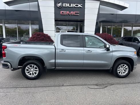 Used 2025 Chevrolet Silverado 1500 LT AWD/4WD image 2