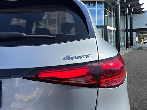 Certified 2026 Mercedes-Benz GLC 300 GLC 300 image 8