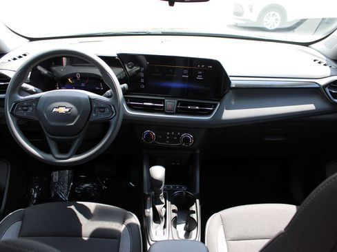 New 2026 Chevrolet TrailBlazer LS w/ LS Convenience Package FWD image 35