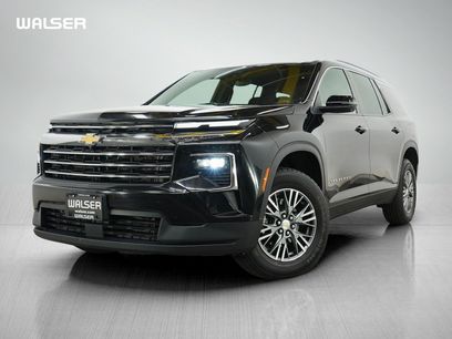 Used 2024 Chevrolet Traverse LT