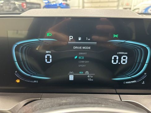 New 2025 Kia Telluride S image 23