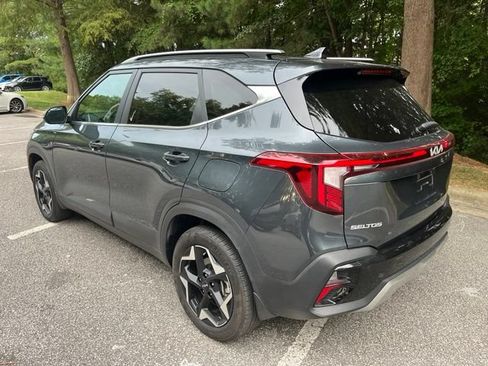 Used 2025 Kia Seltos EX w/ EX Sunroof Package AWD/4WD image 7
