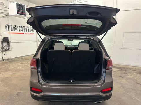 Used 2019 Kia Sorento AWD image 16